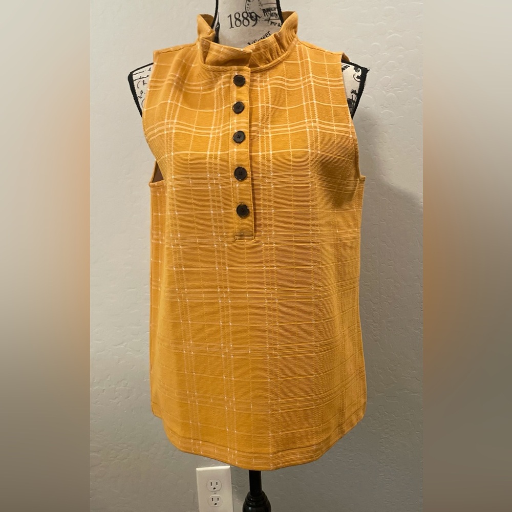 Ann Taylor Top - Picture 2 of 6